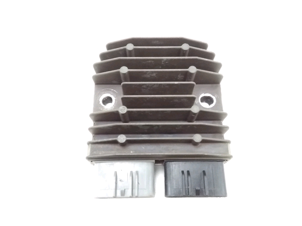 Regulateur de tension