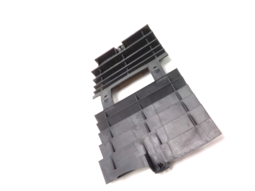 GRILLE DE RADIATEUR