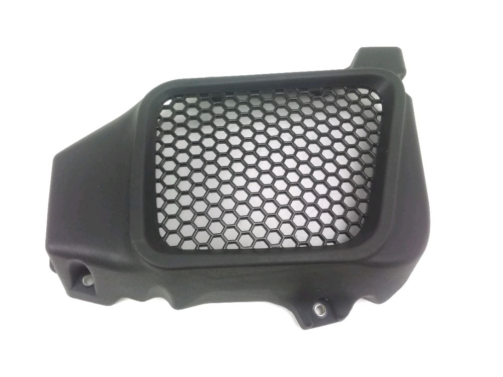 GRILLE DE RADIATEUR