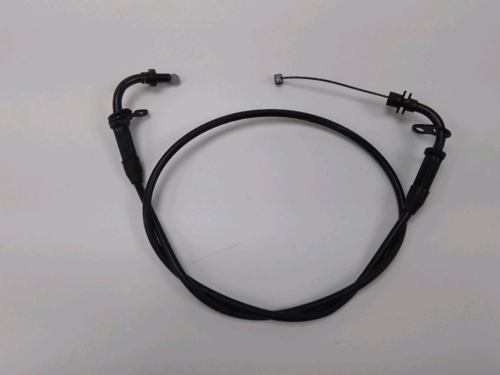Cable d'accelerateur