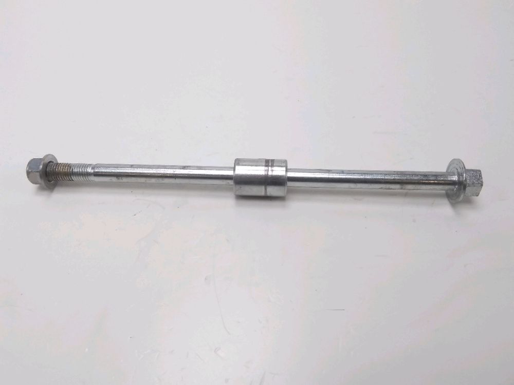AXE DE ROUE AVANT