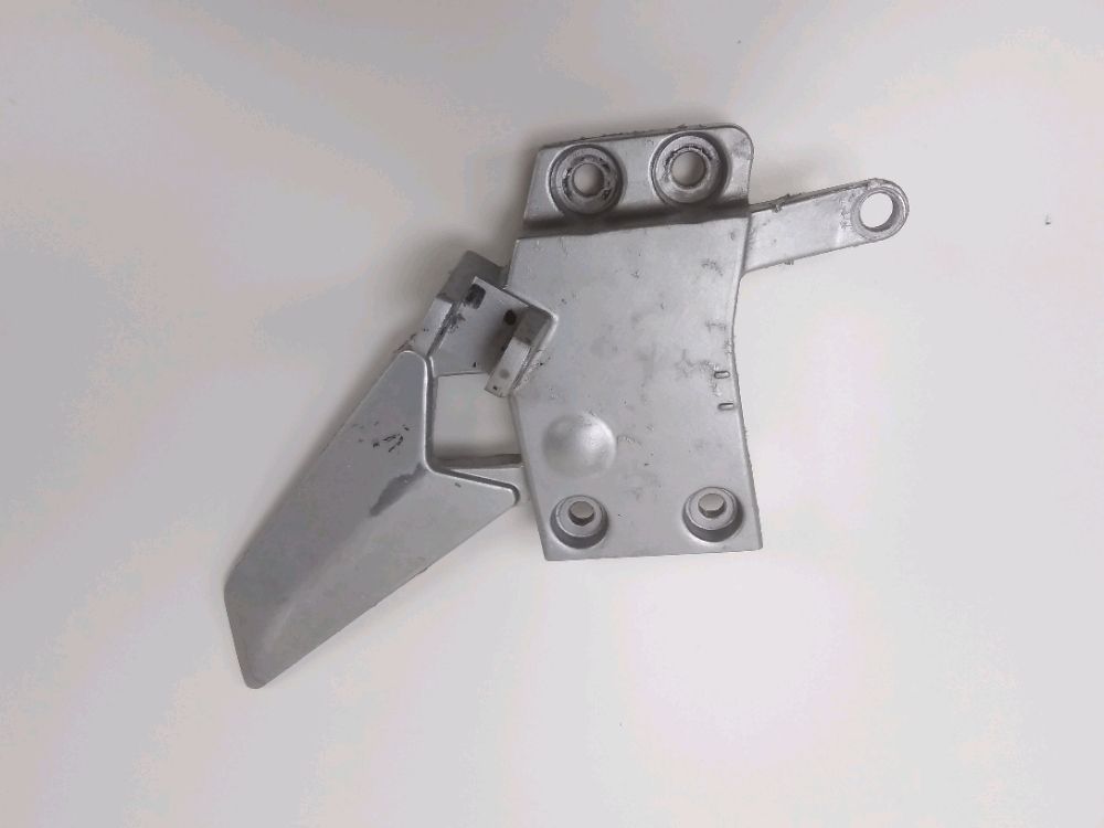PLATINE AVANT GAUCHE