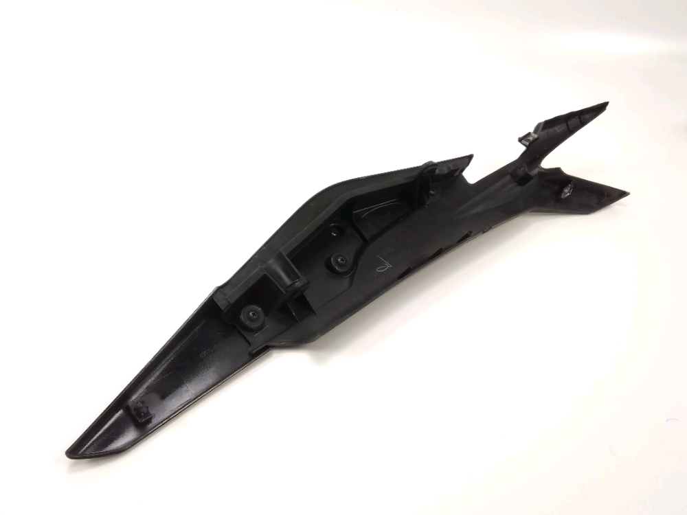 CARENAGE ARRIERE GAUCHE