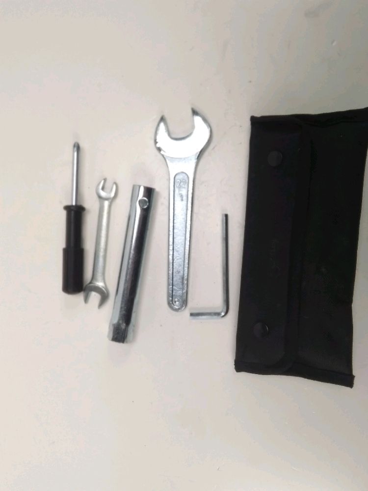 TROUSSE OUTIL