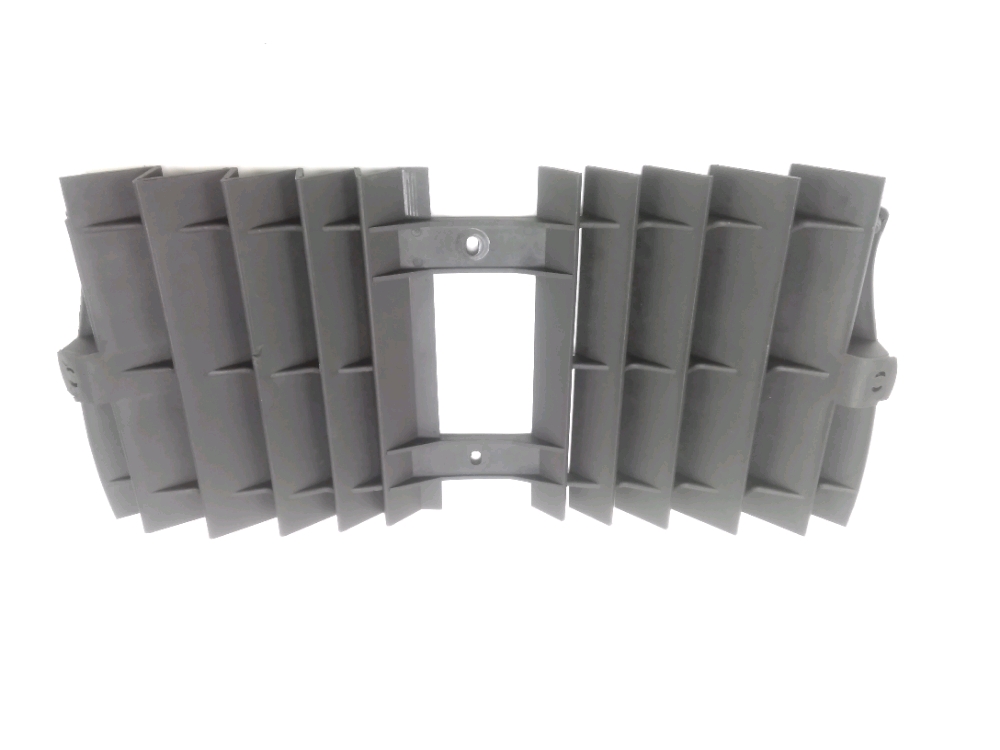 GRILLE DE RADIATEUR