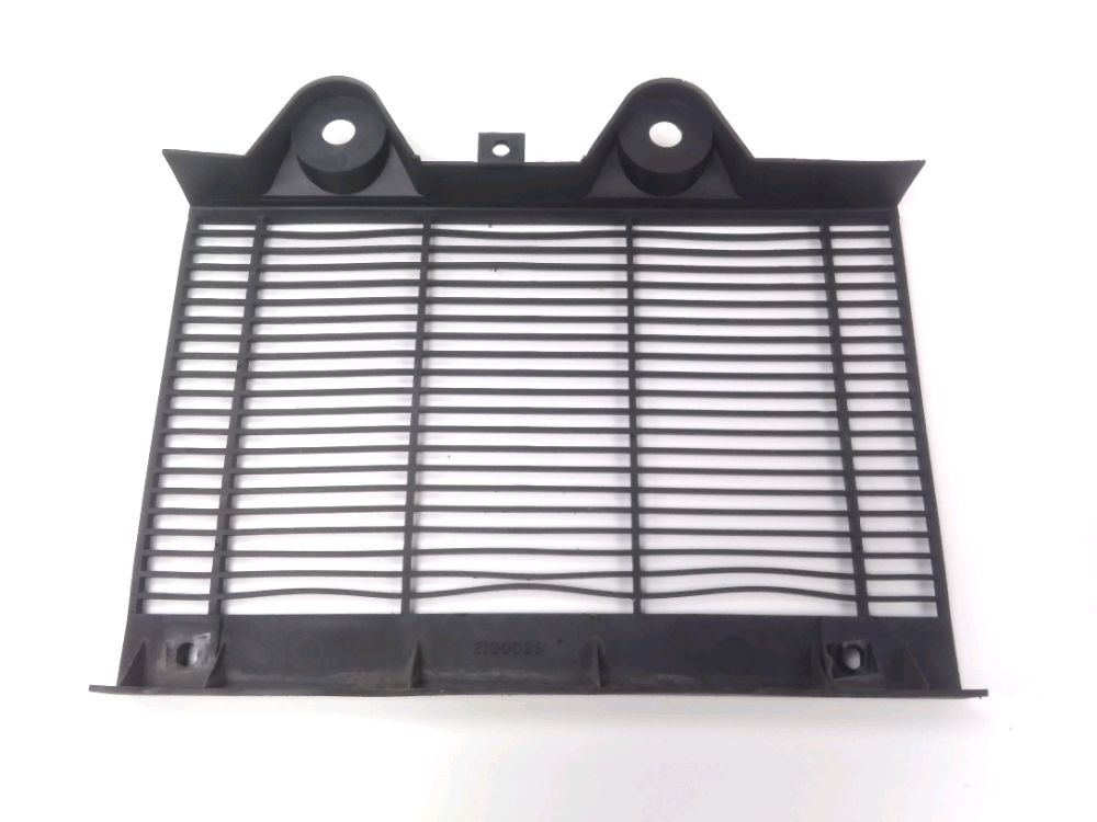 GRILLE DE RADIATEUR