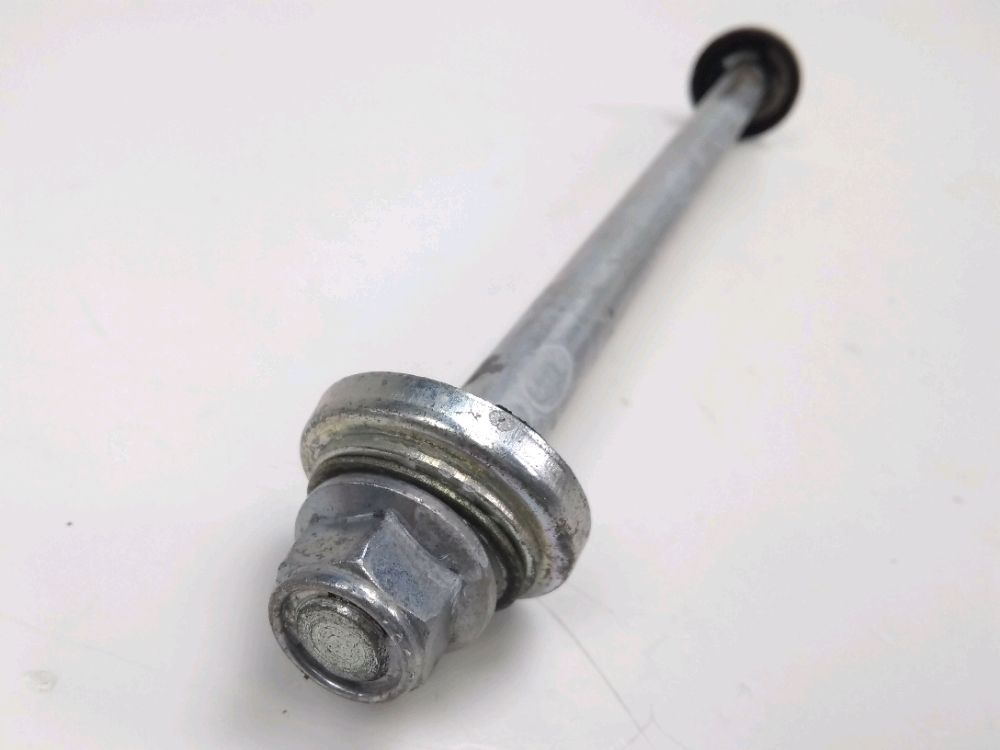 Axe de bras oscillant