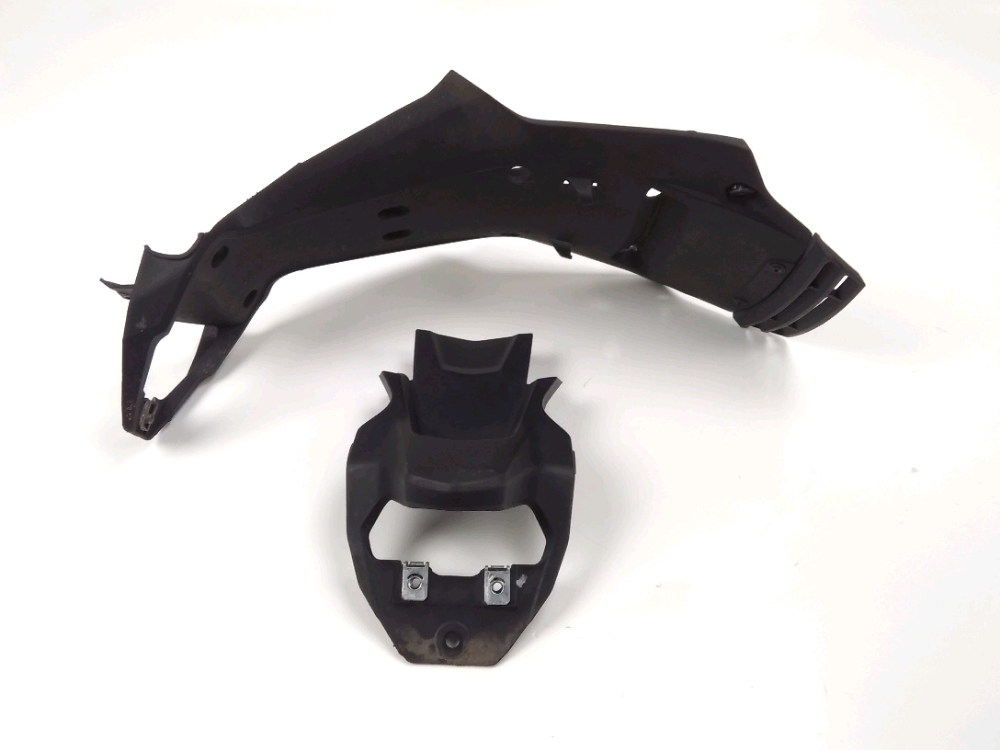 Support de plaque et eclairage