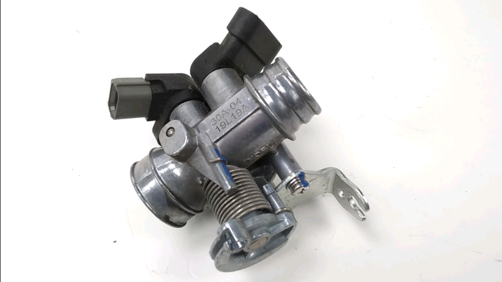 Corps d'injection droit