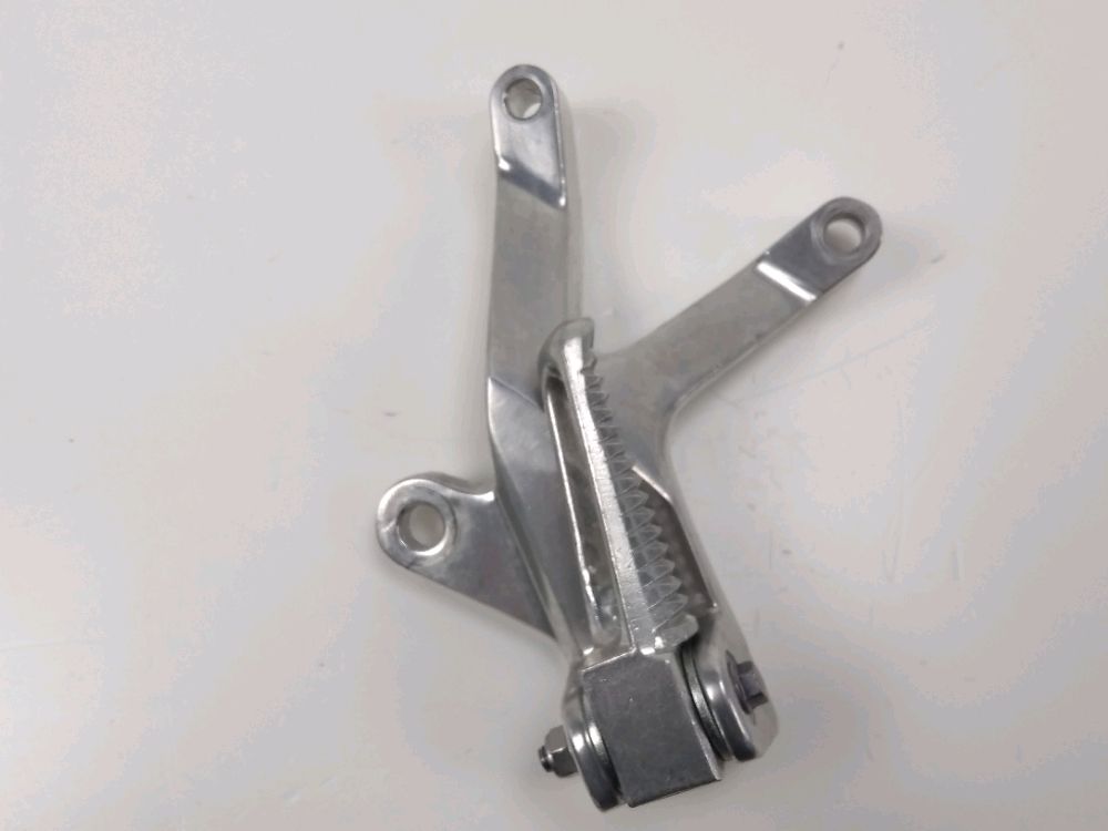 PLATINE ARRIERE DROITE COMPLETE