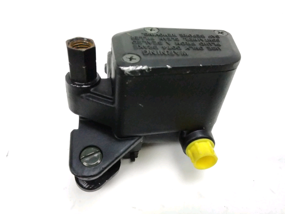 Maitre cylindre frein av complet