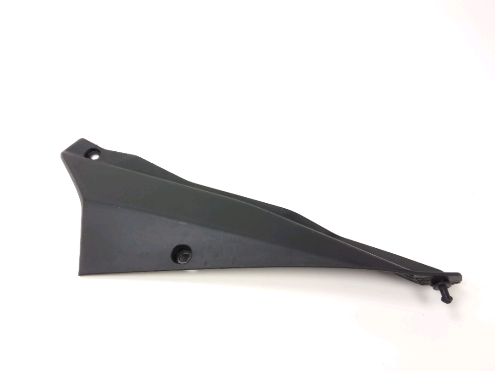 CACHE LATERAL GAUCHE