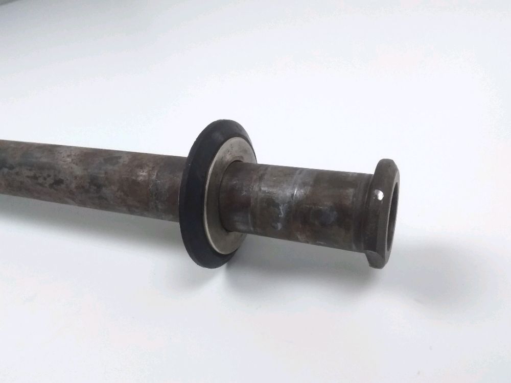 AXE DE ROUE ARRIERE