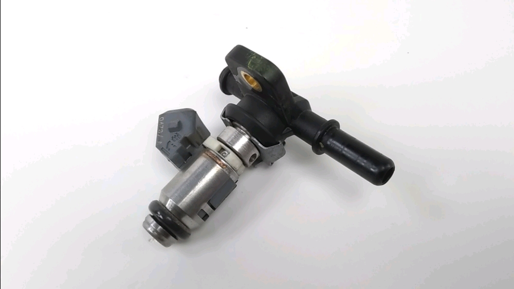 INJECTEUR