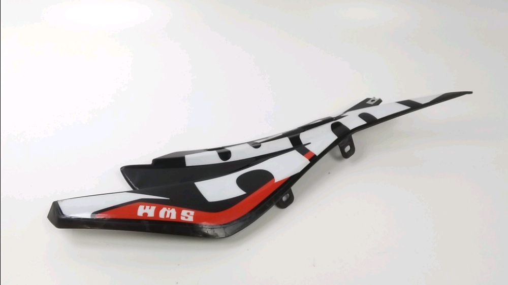 CARENAGE AVANT DROIT