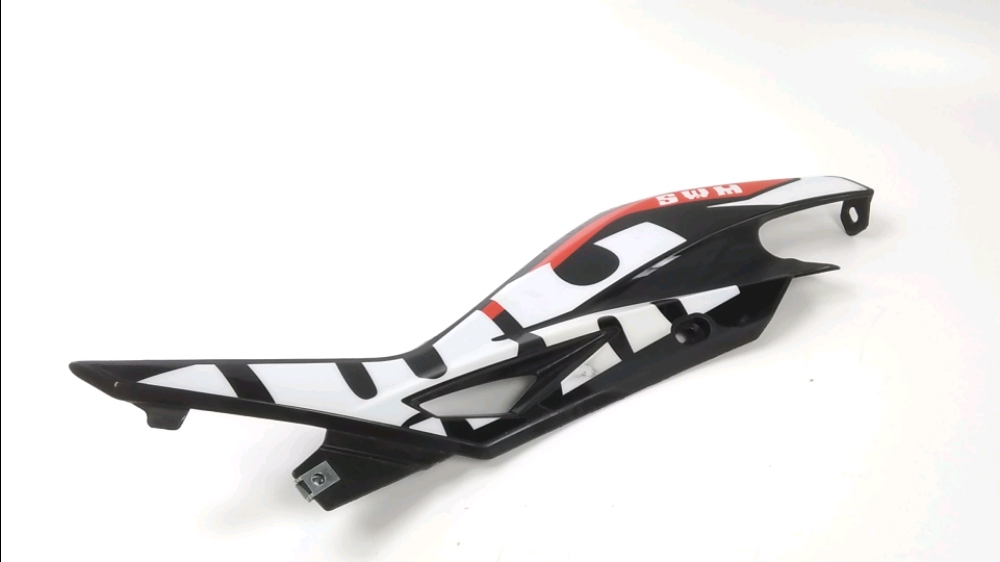 CARENAGE AVANT DROIT