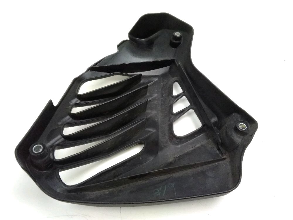 GRILLE DE RADIATEUR
