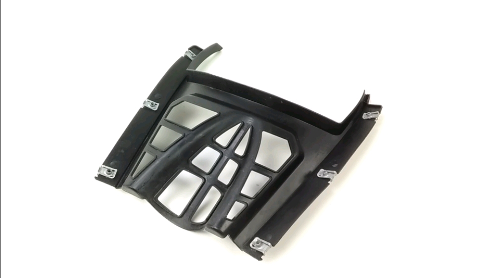 GRILLE DE RADIATEUR