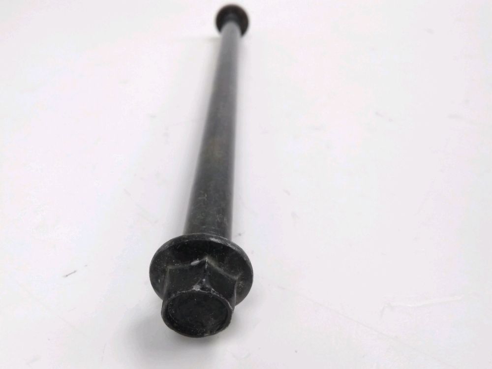 AXE DE ROUE AVANT
