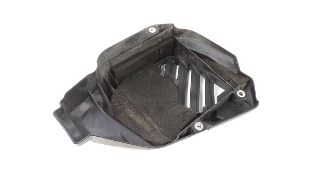 GRILLE DE RADIATEUR