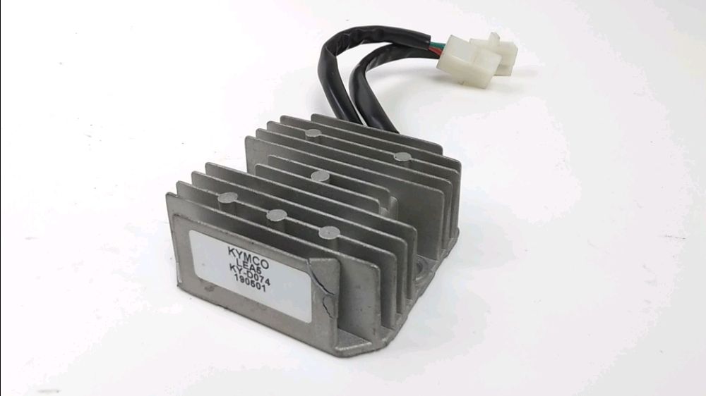 REGULATEUR DE TENSION