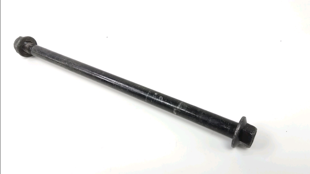 AXE DE ROUE AVANT