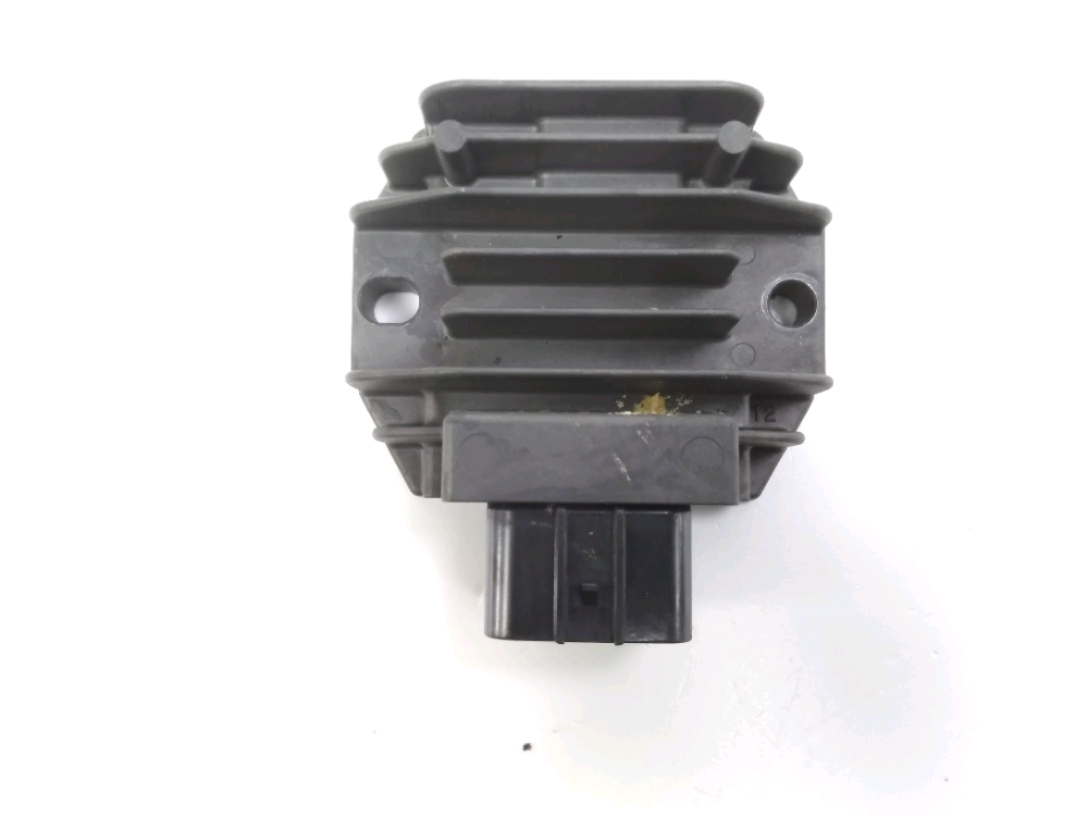 Regulateur de tension