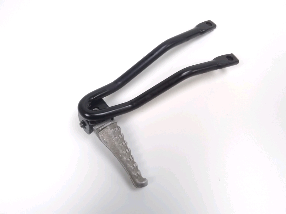 Platine et repose pieds arriere droit