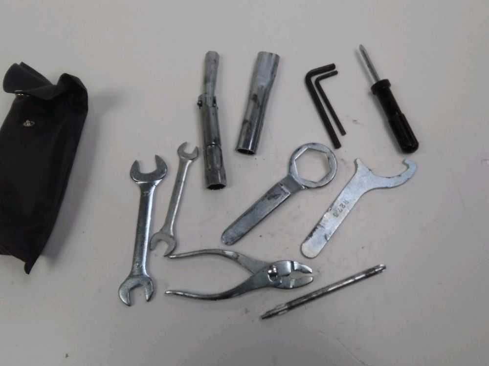 TROUSSE OUTIL