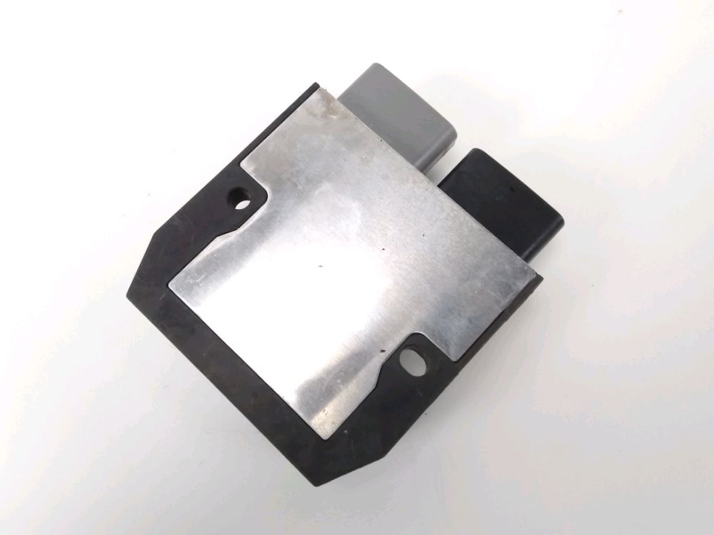 REGULATEUR DE TENSION