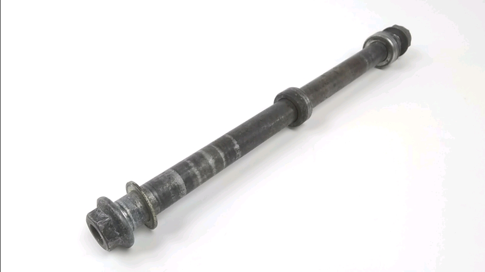 AXE DE ROUE ARRIERE