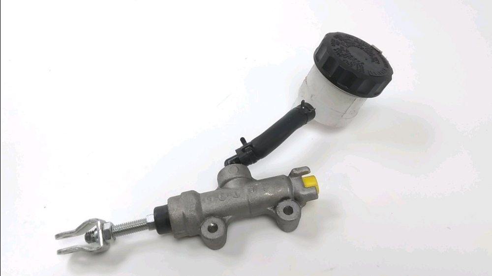 Maitre cylindre frein ar complet