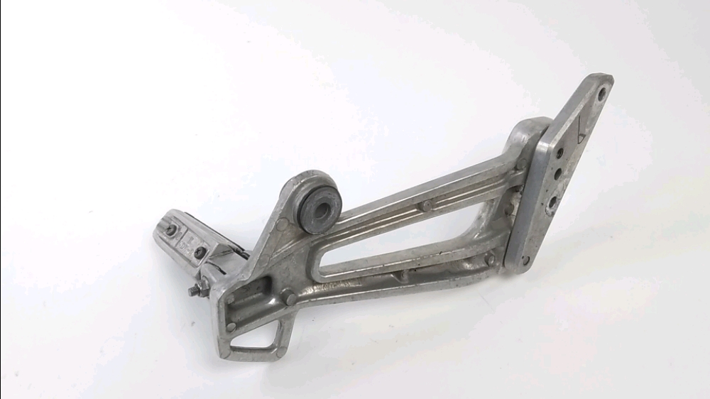 PLATINE ARRIERE DROITE COMPLETE