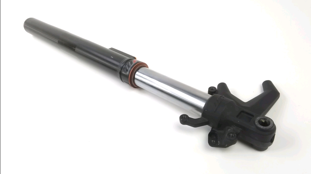 Tube de fourche gauche