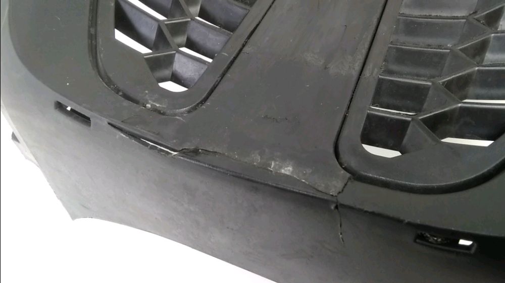 GRILLE DE RADIATEUR