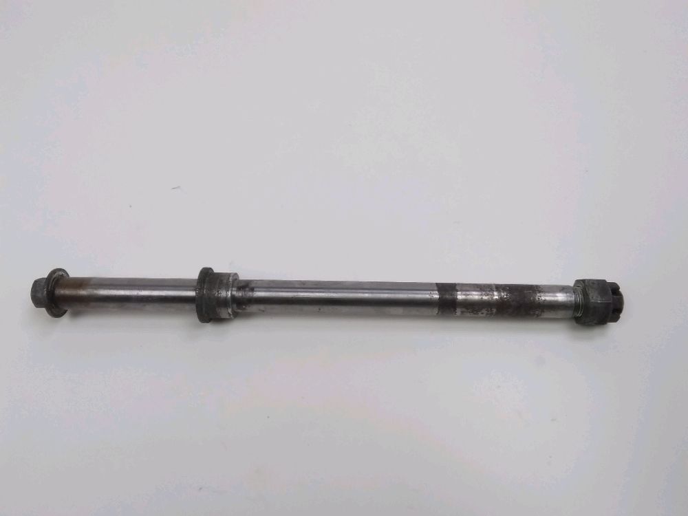 AXE DE ROUE ARRIERE