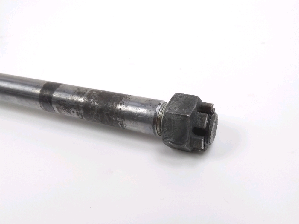 AXE DE ROUE ARRIERE