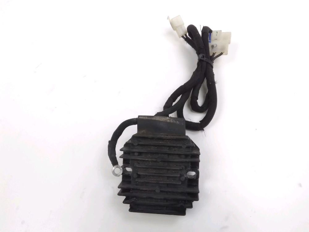 REGULATEUR DE TENSION