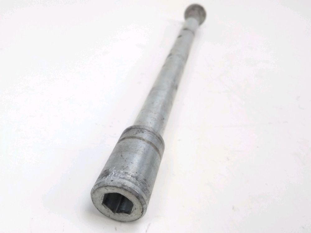AXE DE ROUE AVANT