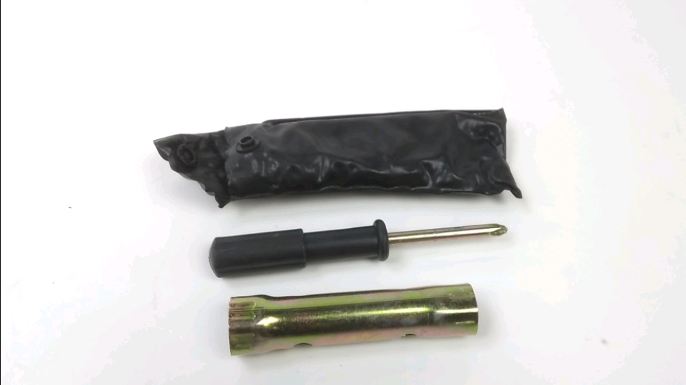 TROUSSE OUTIL