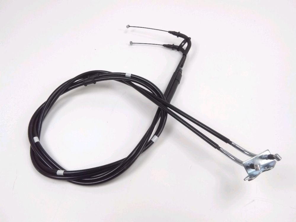 Cable d'accelerateur