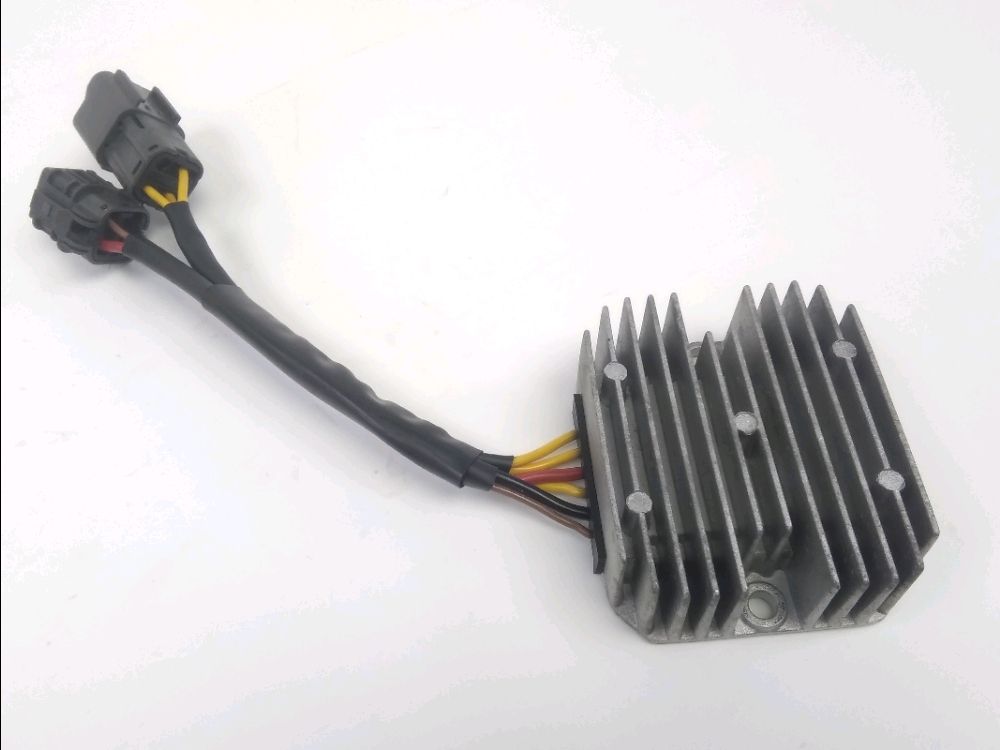 REGULATEUR DE TENSION