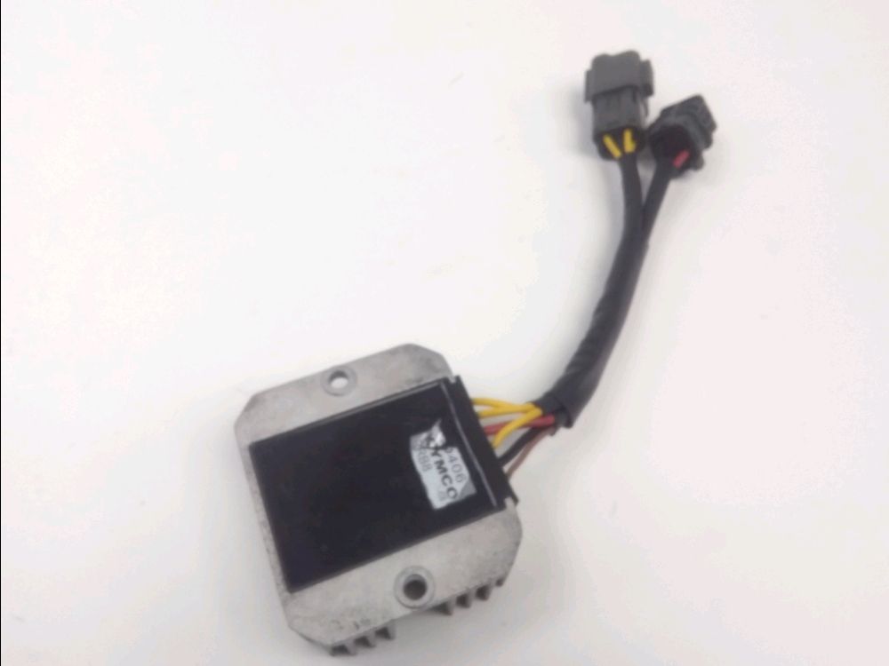 REGULATEUR DE TENSION
