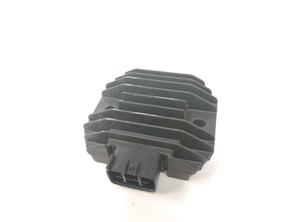 REGULATEUR DE TENSION