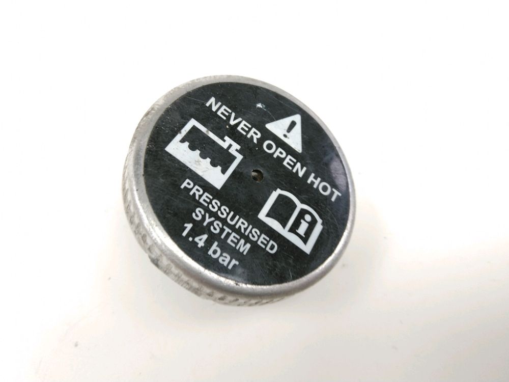 BOUCHON DE RADIATEUR