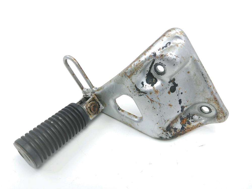 Platine et repose pieds arriere droit