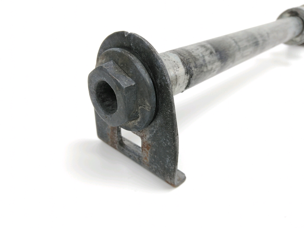 AXE DE ROUE ARRIERE