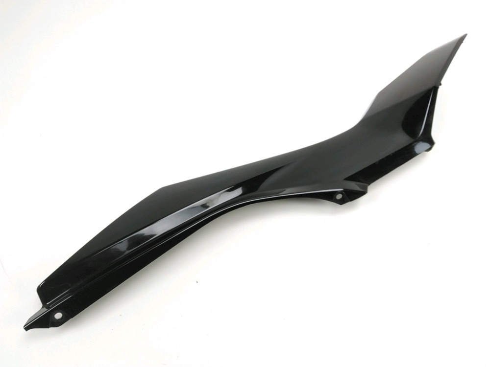 CACHE LATERAL GAUCHE