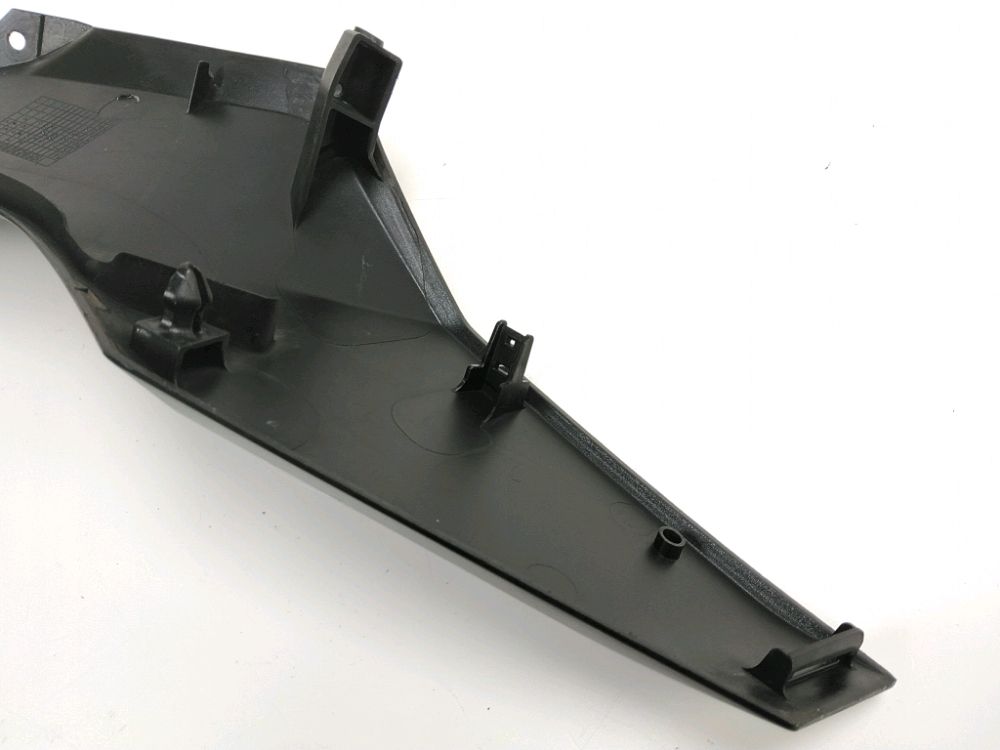 CACHE LATERAL GAUCHE