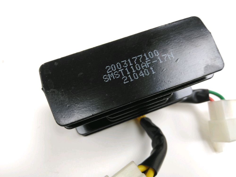 REGULATEUR DE TENSION
